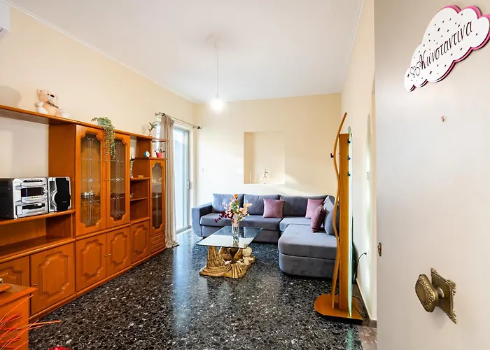 Avia Seaview Getaway - Konstantina's Hidden Haven 펜션 *