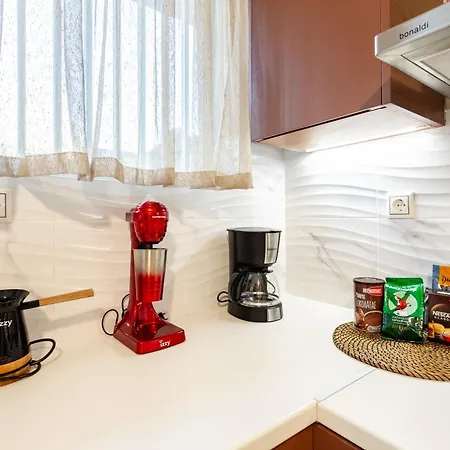 Holiday home Avia Seaview Getaway - Konstantina's Hidden Haven