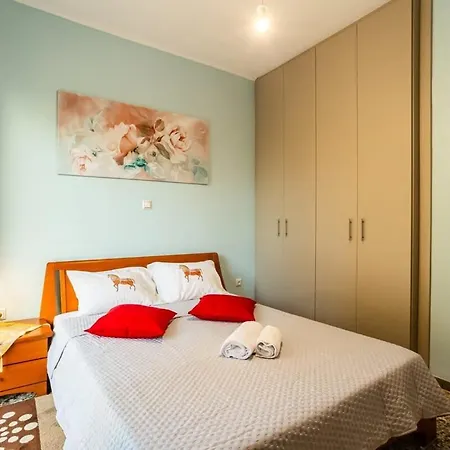 Avia Seaview Getaway - Konstantina's Hidden Haven Appartamento Kalamata