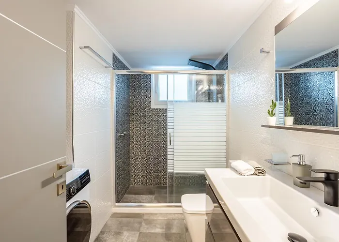 Avia Seaview Getaway - Konstantina's Hidden Haven Ferienhaus